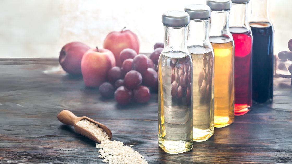 Brown Rice Vinegar Vs Apple Cider Vinegar, Which is Better?