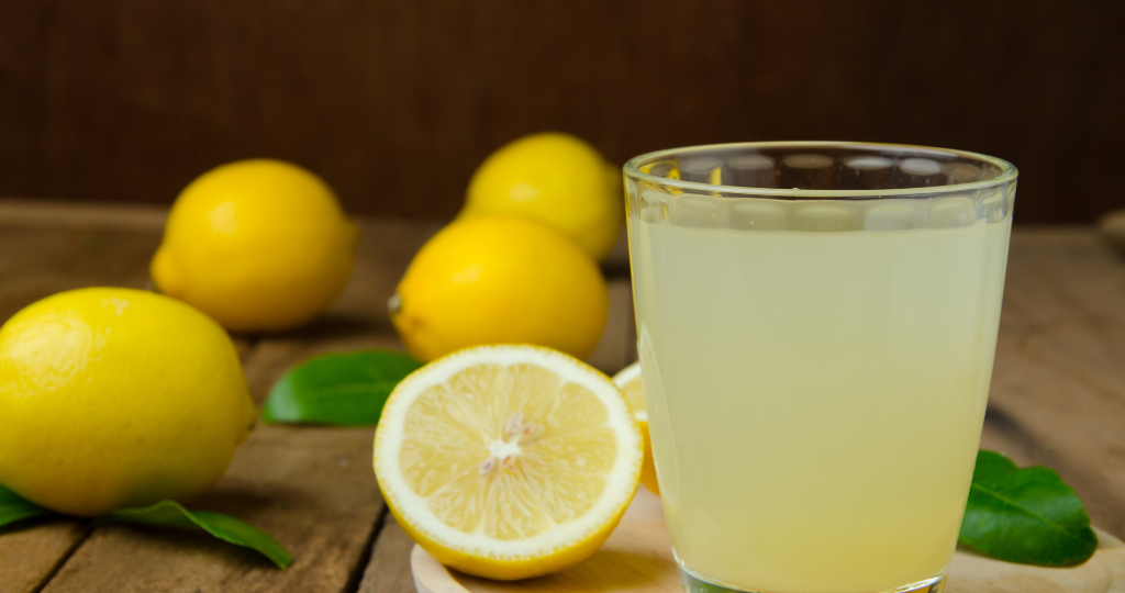 Concentrated Lemon Juice vs. Fresh Squeezed Lemons, Which is Better?