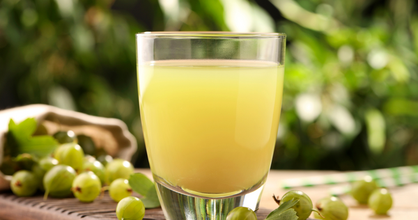 12 Reasons Why You Should Drink Amla Juice On An Empty Stomach
