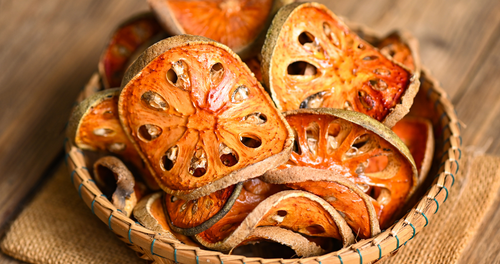 भारतीय बेल जूस के शीर्ष पोषण संबंधी लाभ और इसे पीने के तरीके